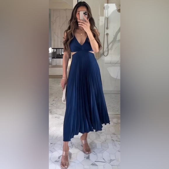 Abercrombie & Fitch Dresses & Skirts - Abercrombie and fitch NWT Satin Pleated Cutout Maxi Dress